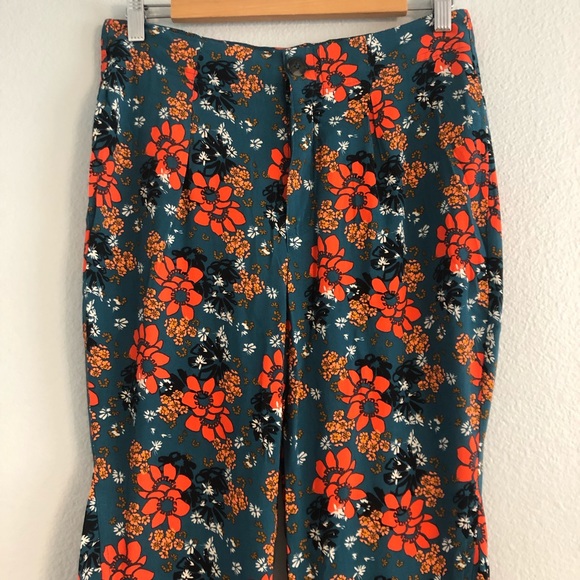 SOLD ✨FREE PEOPLE Cant Take My Eyes Off You Floral Pants - Picture 7 of 10